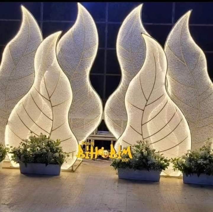 wadding stage light items